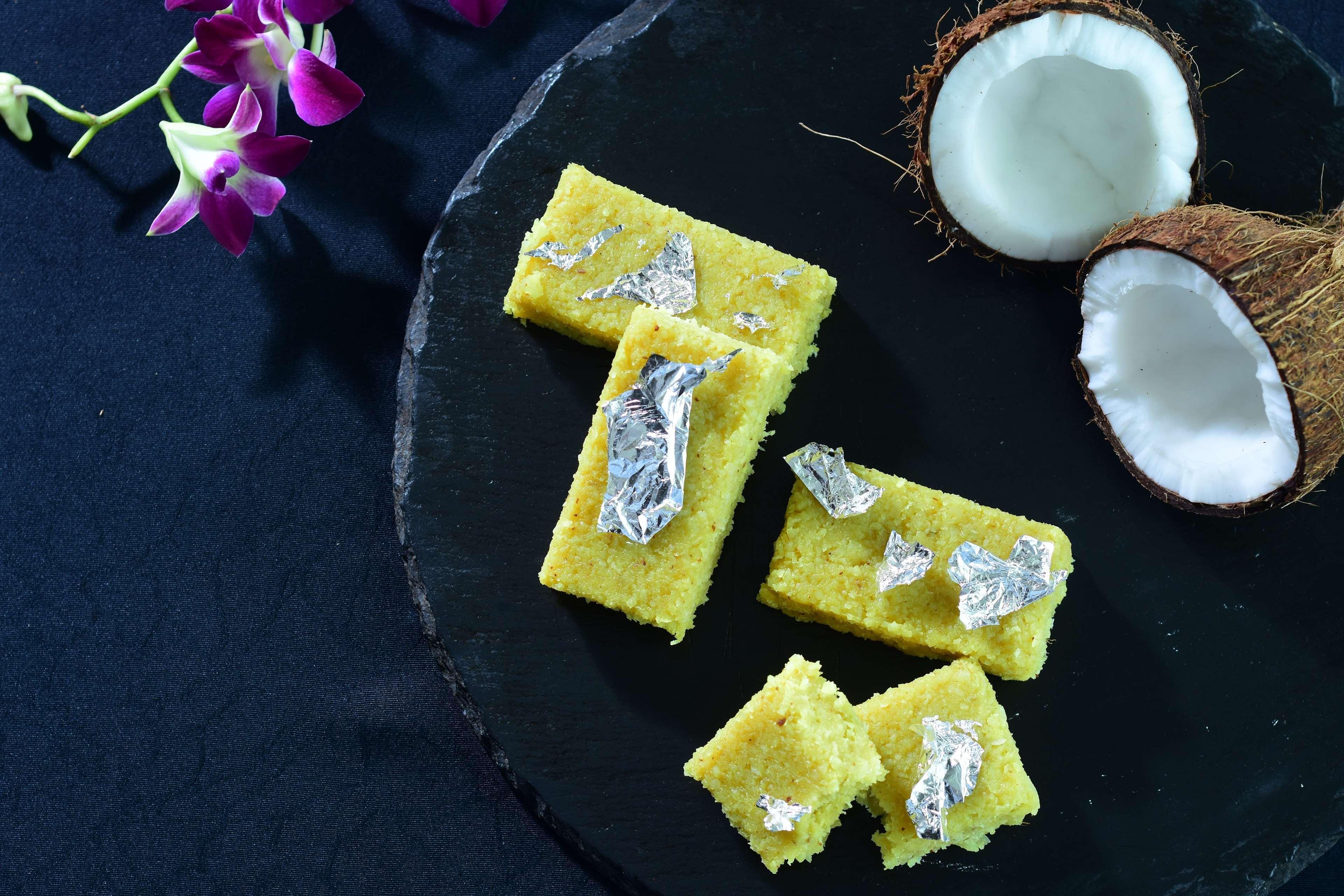 Hilton Mumbai International Airport Hotel Dış mekan fotoğraf Coconut halwa